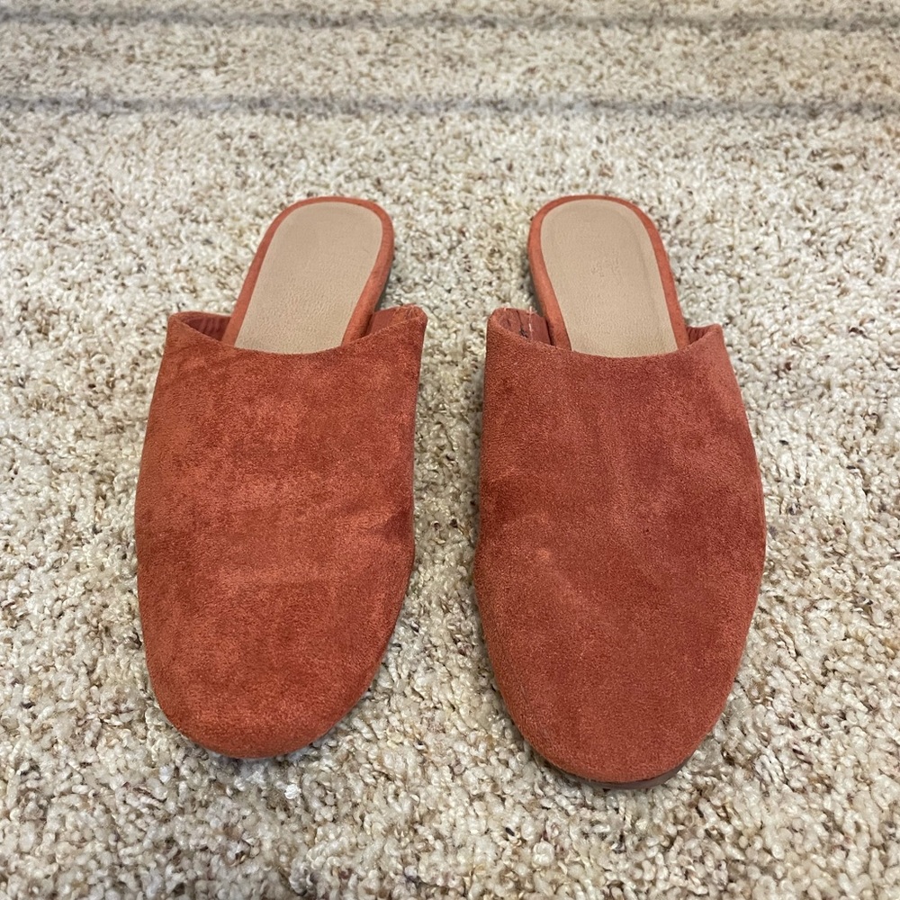 Universal Thread Burnt Orange Slides - image 1